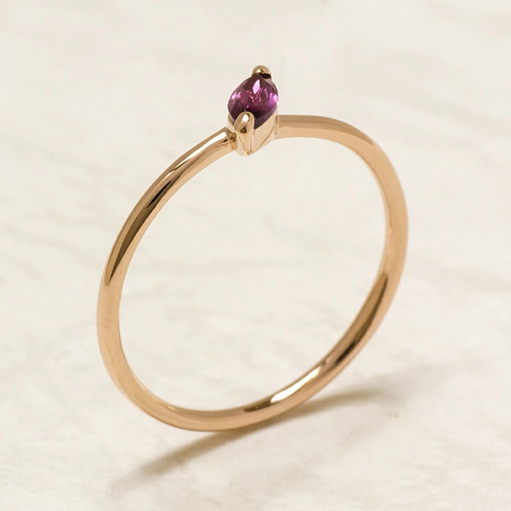 umu -アム- FINE JEWELRY STUIDIOマーキス ロードライトガーネット リング 「minuto」rg1337_kanban2.jpg