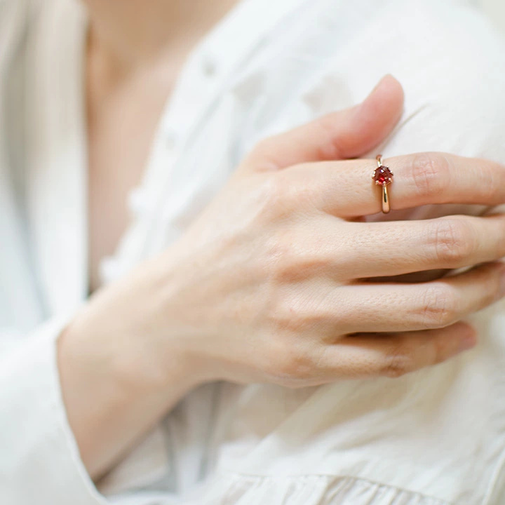 umu -アム- FINE JEWELRY STUIDIOカボション ガーネット リングrg1342_i3.jpg