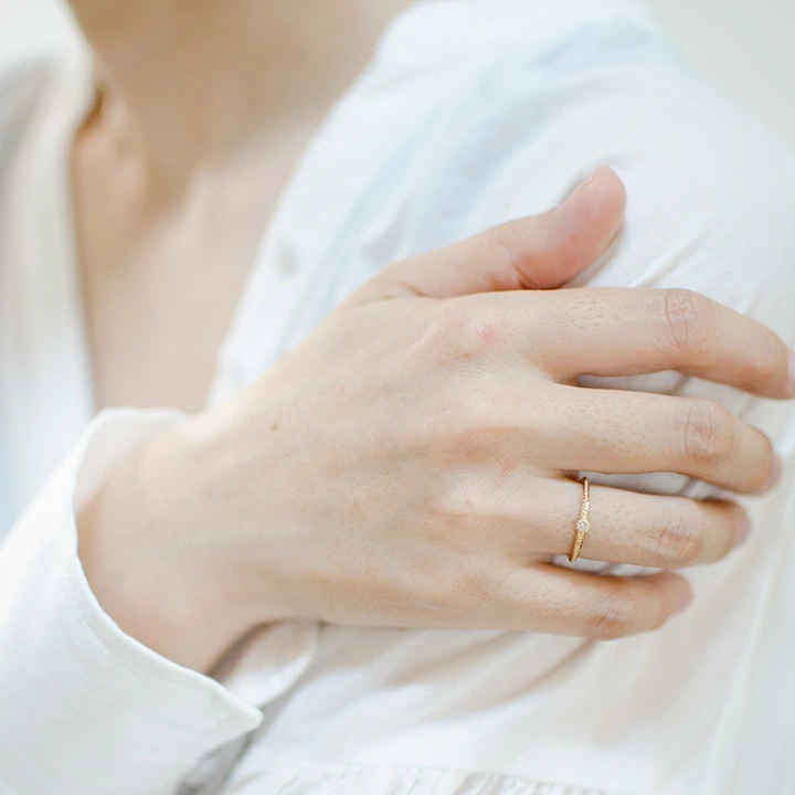 umu -アム- FINE JEWELRY STUIDIOクリソベリルキャッツアイ リング 「semino」rg1344_i3.jpg