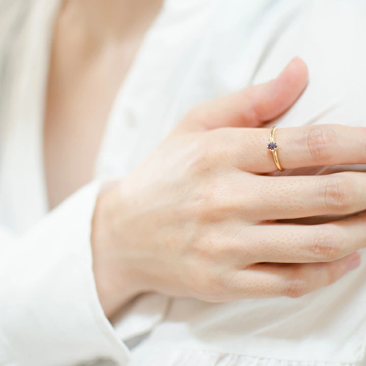 umu -アム- FINE JEWELRY STUIDIOカラーチェンジガーネット ミルククラウン リングrg1345_i3.jpg