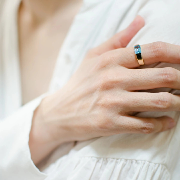 umu -アム- FINE JEWELRY STUIDIOブルートパーズ リングrg1350_i3.jpg