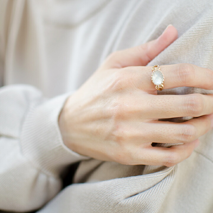 umu -アム- FINE JEWELRY STUIDIOK10 ホワイトシェル＆クリスタル リング 「doma」rg1363_i3.jpg