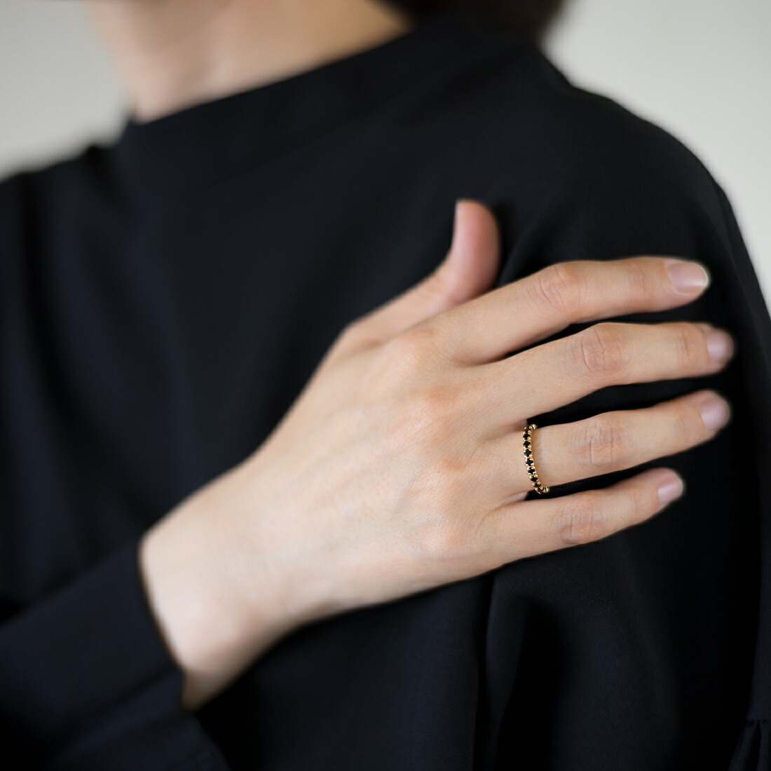 umu -アム- FINE JEWELRY STUIDIOオニキス フルエタニティリングrg1475_i3.jpg