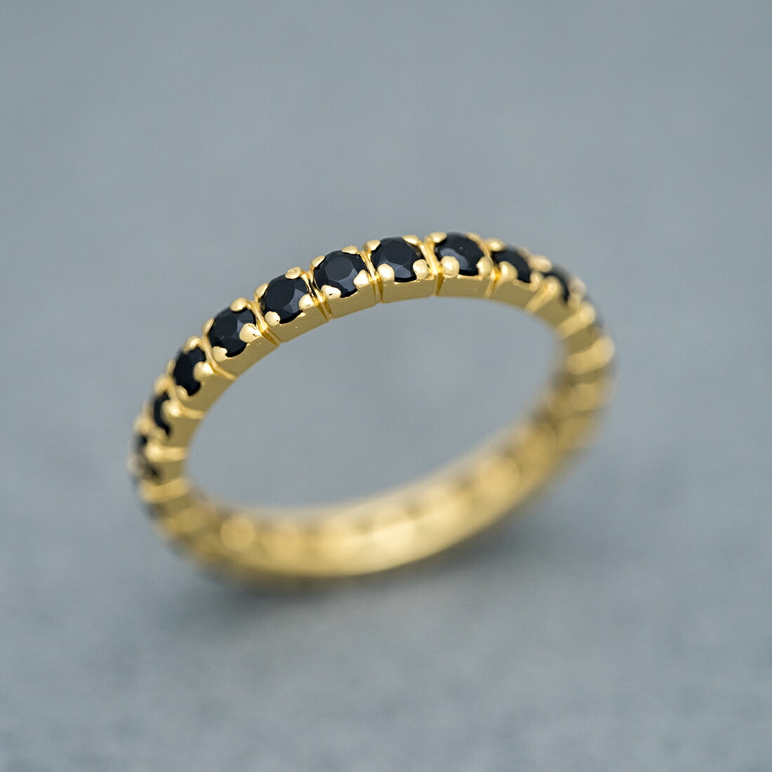 umu -アム- FINE JEWELRY STUIDIOオニキス フルエタニティリングrg1475_kanban2.jpg
