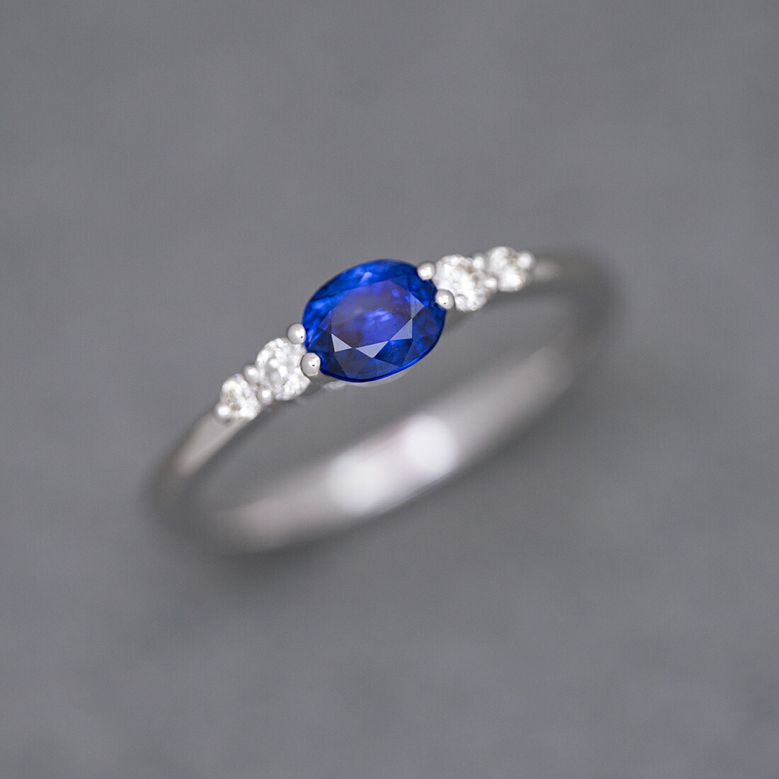 umu -アム- FINE JEWELRY STUIDIOブルーサファイア ダイヤモンド リングrg1499_kanban2.jpg