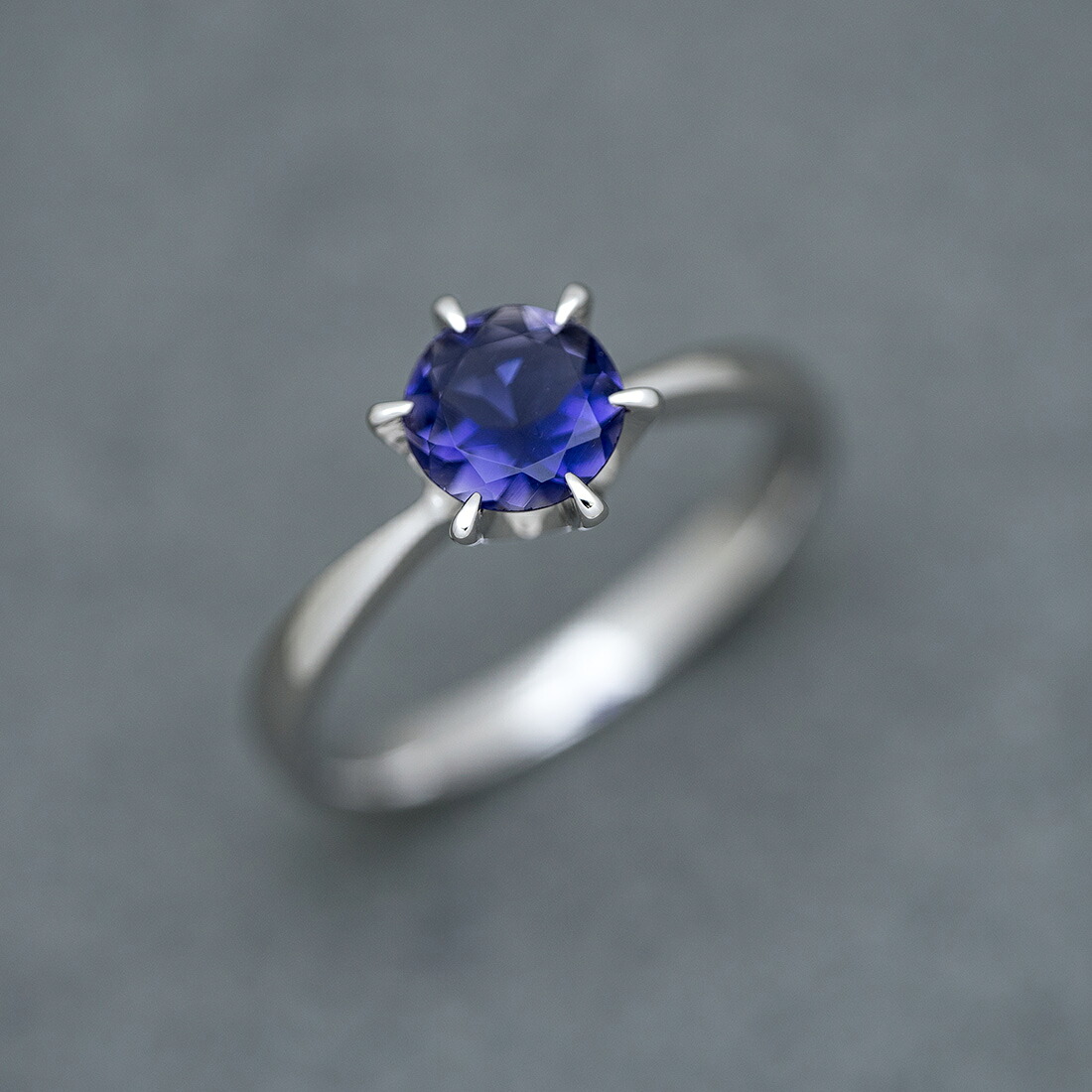 umu -アム- FINE JEWELRY STUIDIOアイオライト リングrg1520_kanban2.jpg