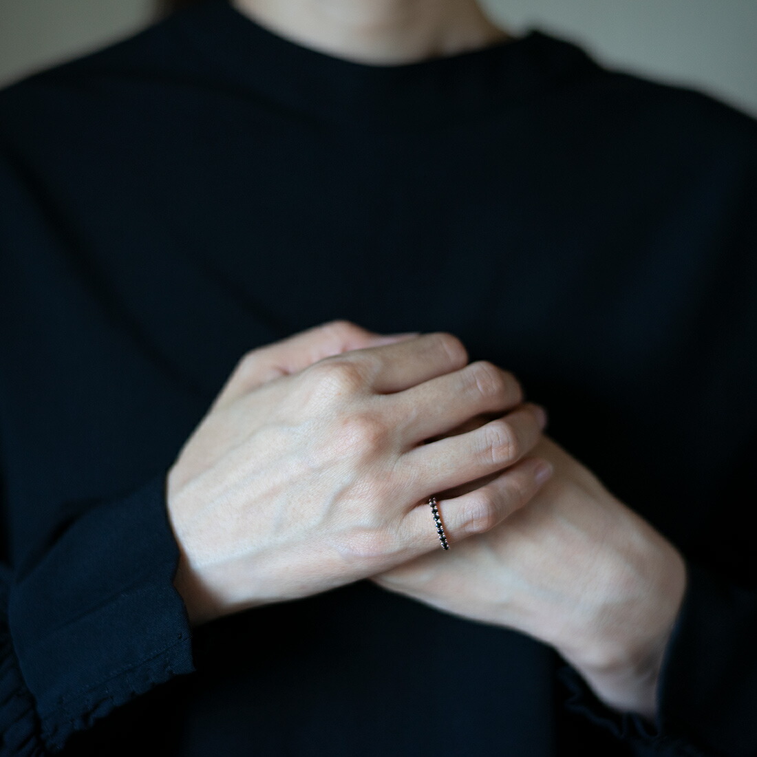 umu -アム- FINE JEWELRY STUIDIOブラックキュービックジルコニア エタニティリングsv0603_i.jpg