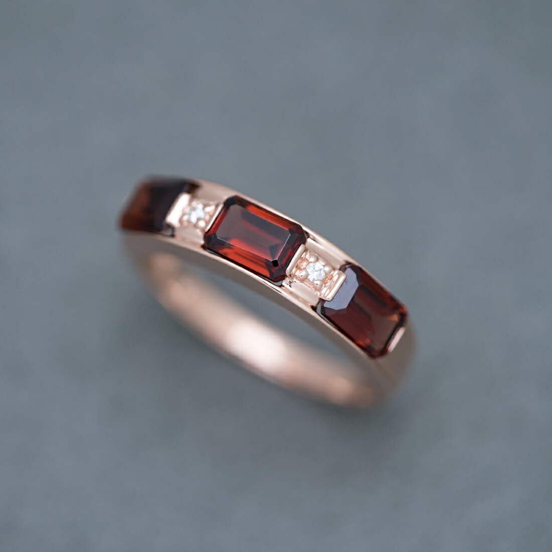 umu -アム- FINE JEWELRY STUIDIOガーネット キュービックジルコニア リングsv1264_kanban2.jpg