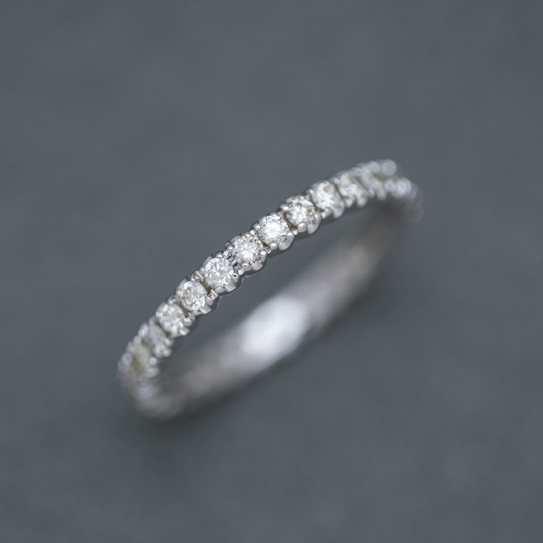 umu -アム- FINE JEWELRY STUIDIOキュービックジルコニア フルエタニティリングrg1008_kanban2.jpg